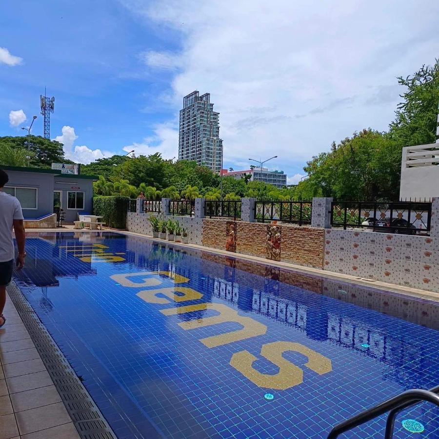 Trio Gems Condo, Pattaya Thailand Jomtien Beach Eksteriør billede