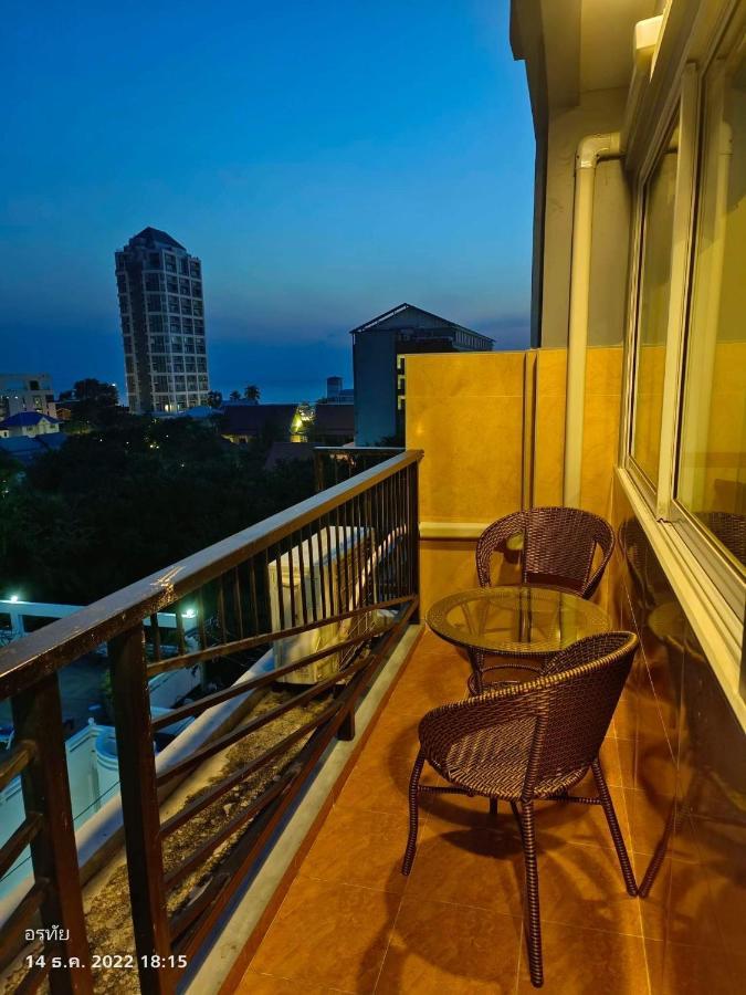 Trio Gems Condo, Pattaya Thailand Jomtien Beach Eksteriør billede